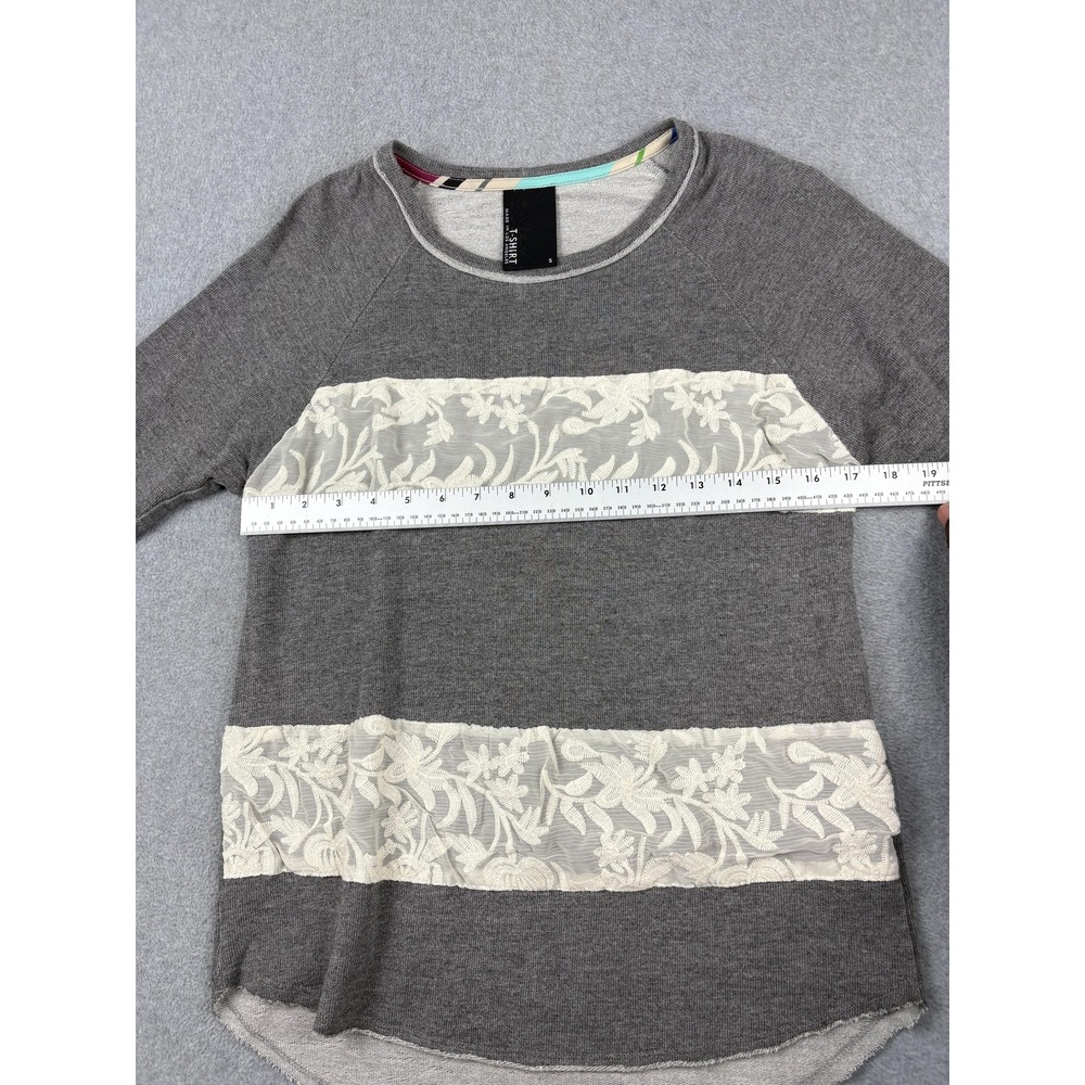 Dolan Shirt Womens Small Gray Lace Striped Pullover Made In USA Casual Top - Picture 4 of 7